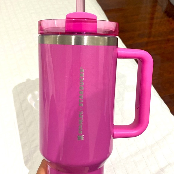 Stanley/Starbucks tumbler - Picture 2 of 2